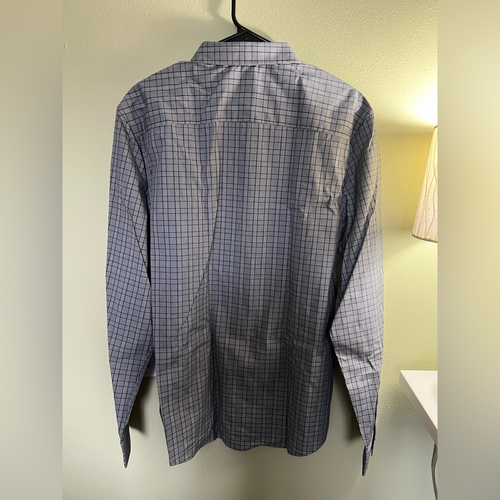 Calvin Klein button up - Picture 6 of 7